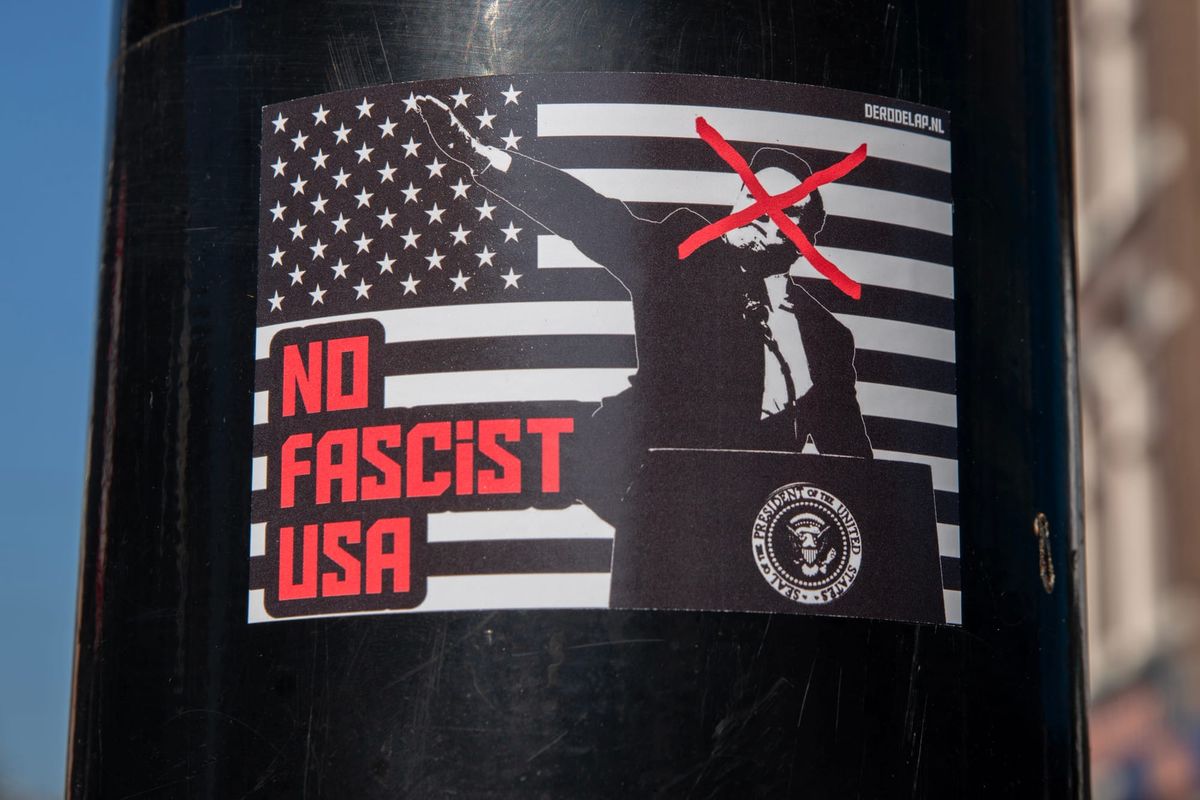 WIRED Editor: Tech Billionaires Threaten US Democracy